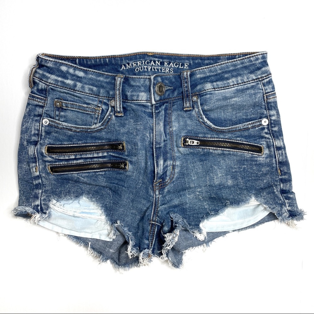 American Eagle High Rise Shortie Bleached Distressed Zippered Shorts Size 6
